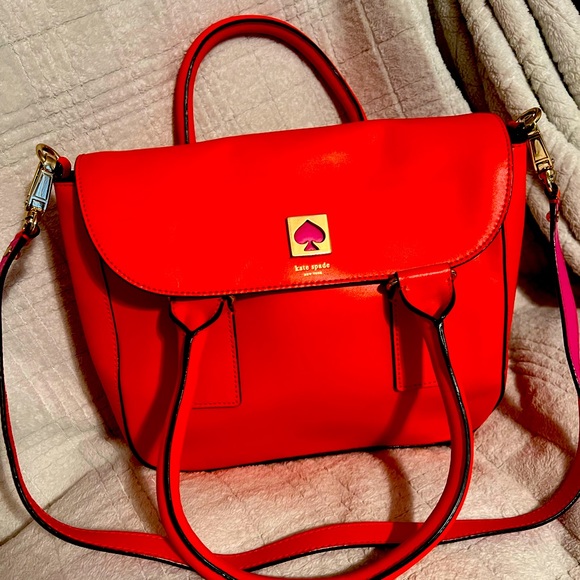 Kate Spade Purse - Picture 1 of 6